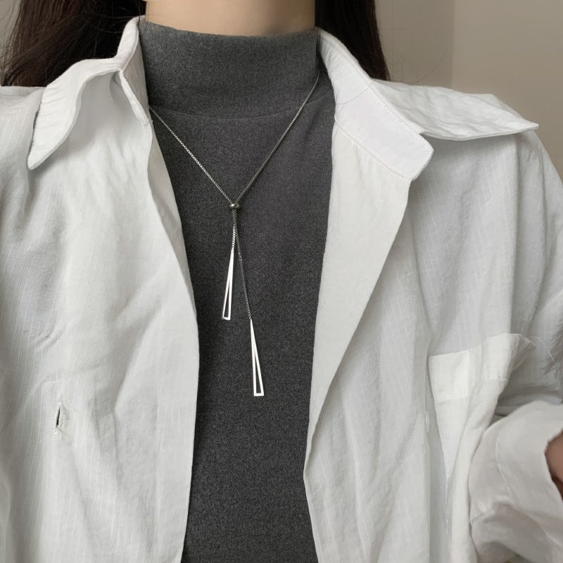 Titanium Triangle Pendant Necklace - Modomu