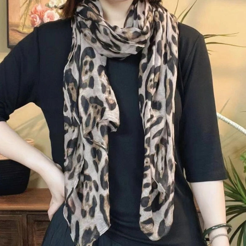 Retro Leopard Print Silk Scarf - Modomu