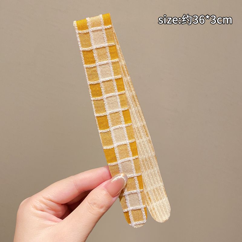 Plaid Flyaway Hair Band
