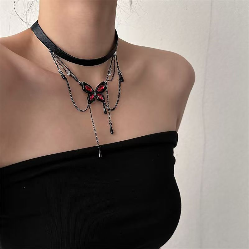 Butterfly Chain Drop Collar