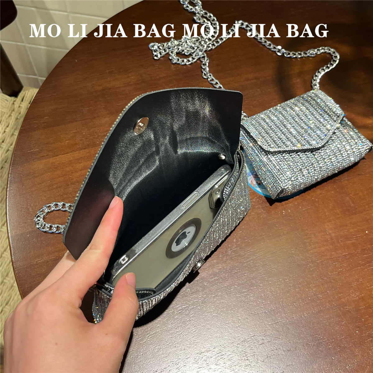 Rhinestone Square Evening Bag - Modomu