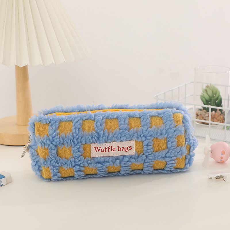 Checkerboard Plush Pencil Case - Modomu