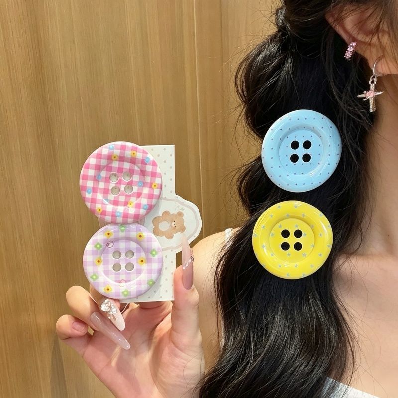 Giant Button Hair Clips