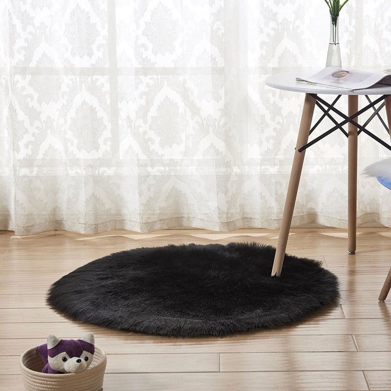 Plush Round Faux Fur Rug