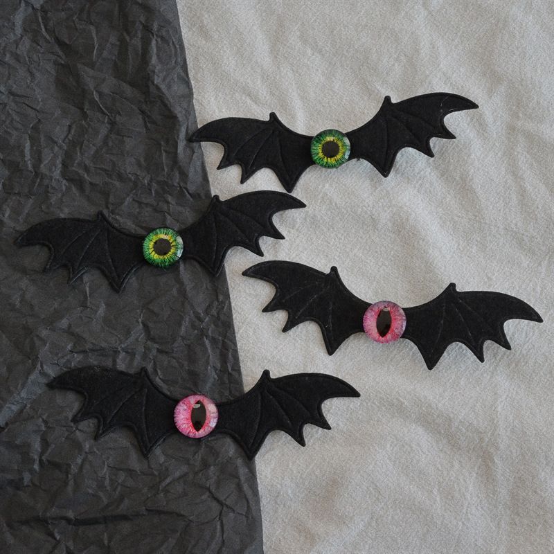 Bat Wing Eye Clip