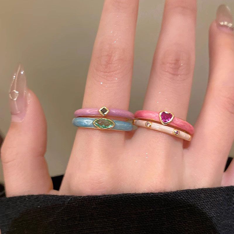 Delicate Diamond Detail Ring - Modomu