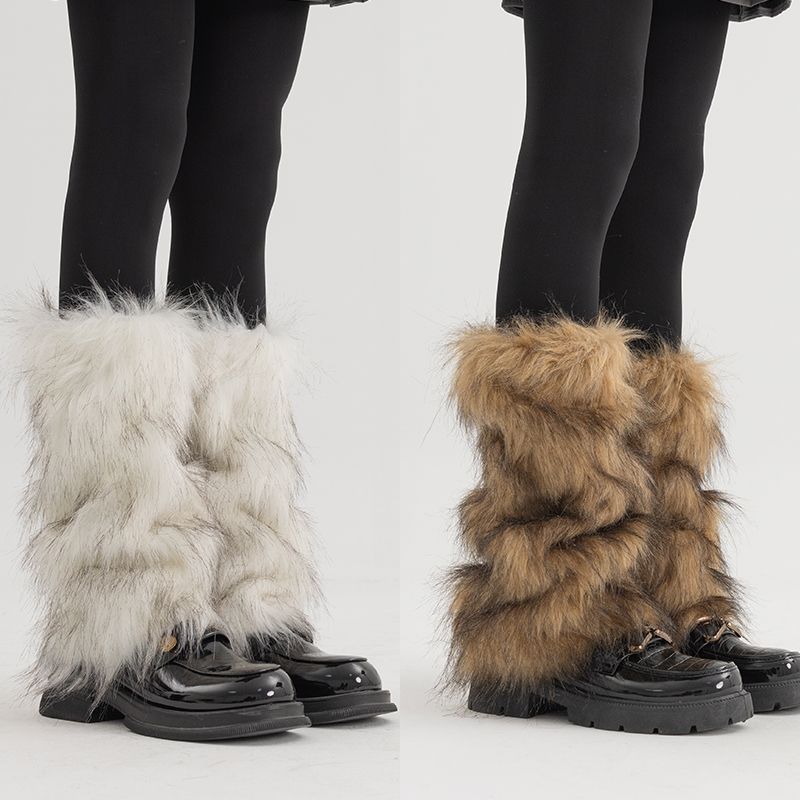 Fluffy Stacking Leg Warmers - Modomu