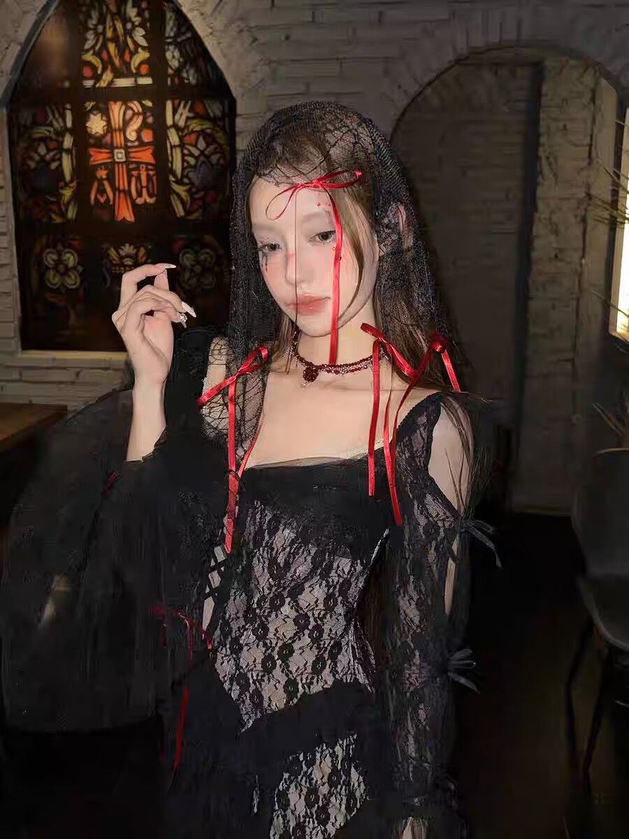 Cobweb Lace Ghost Veil