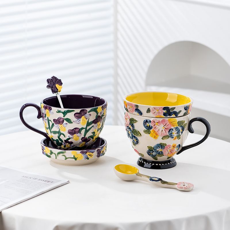 Embossed Floral Breakfast Mug