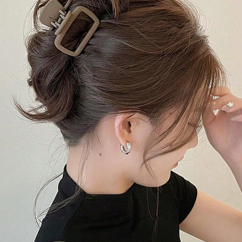 Medium Lightweight Hair Claws