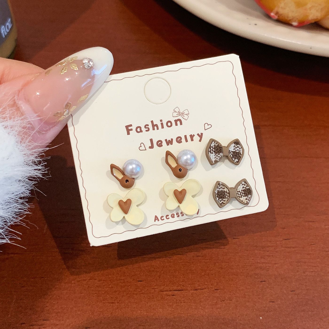 Sweet Puppy Stud Earrings Set - Modomu