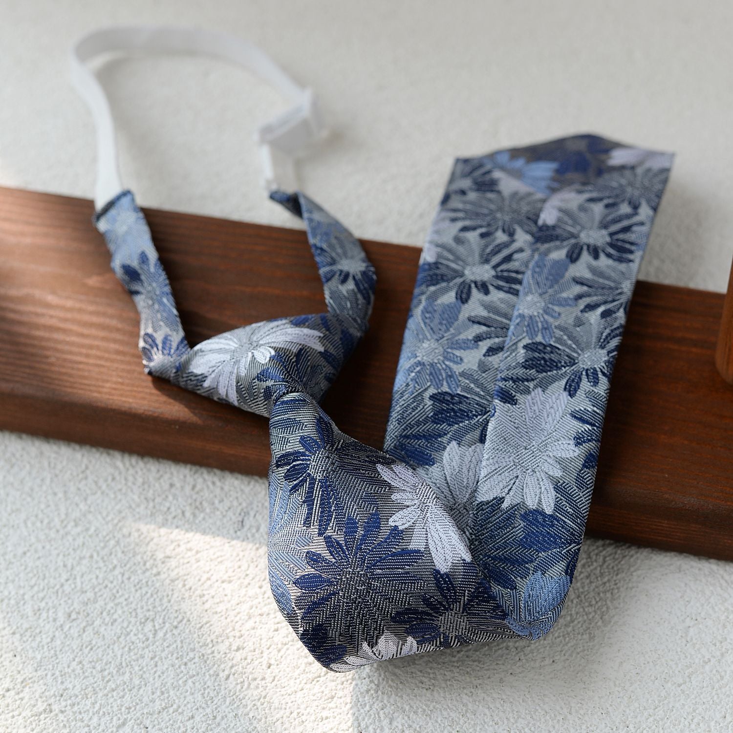 Retro Striped Tie - Modomu