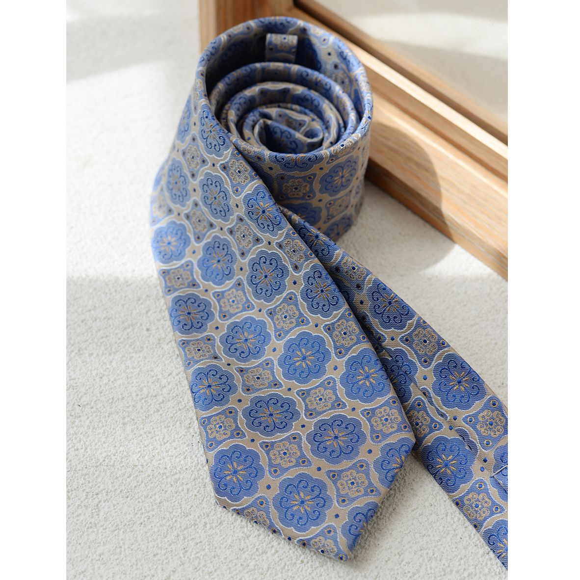 Retro Pattern Tie for Suits - Modomu