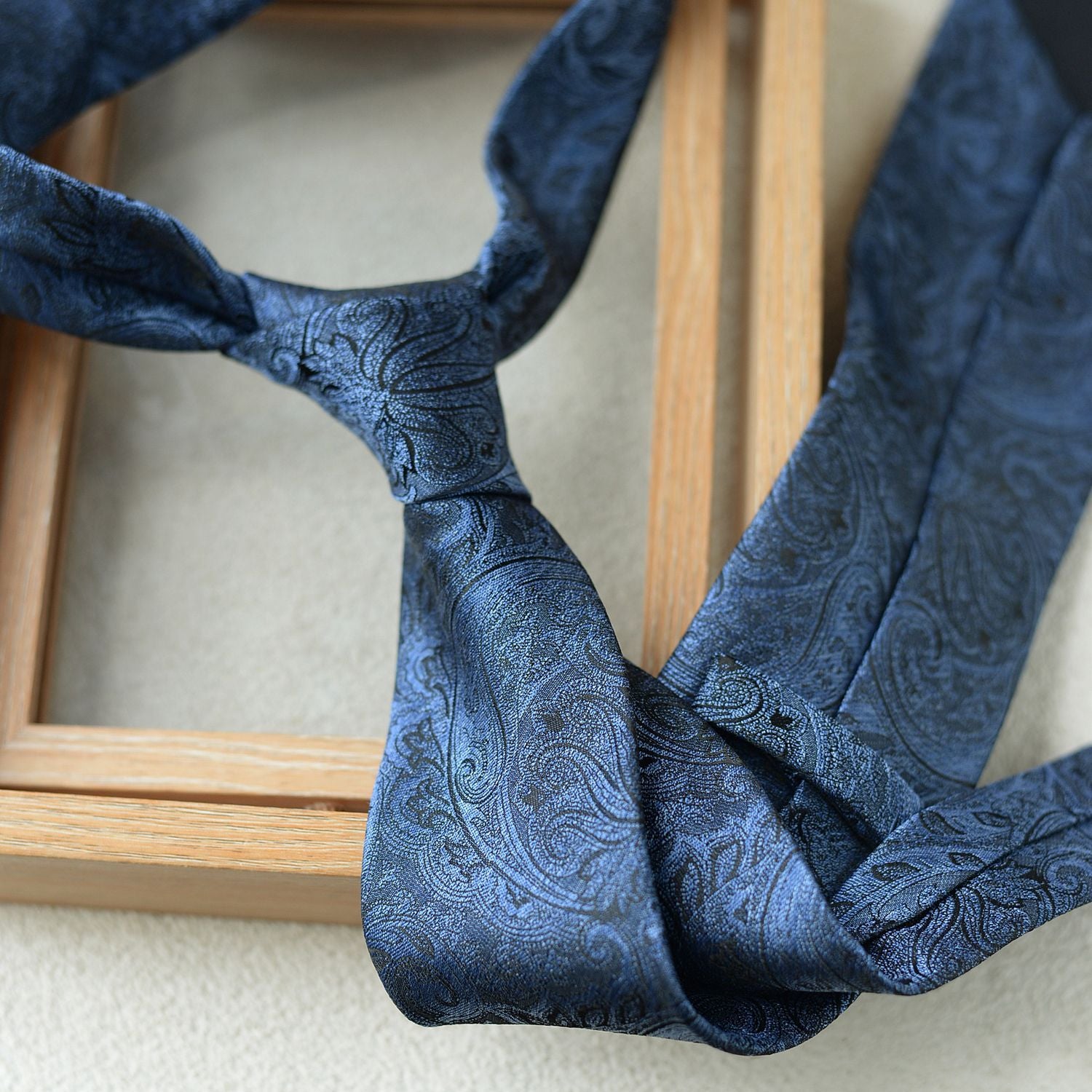 Unisex Literary Pattern Tie - Modomu