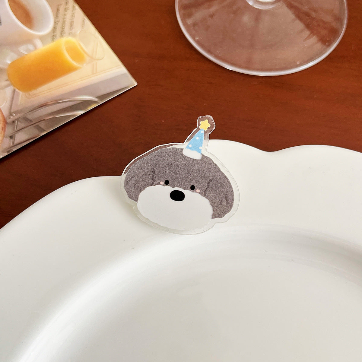 Cute Dog Acrylic Brooch - Modomu