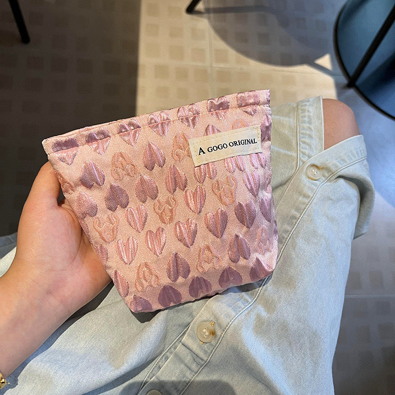 Embroidered Heart Cosmetic Bag - Modomu