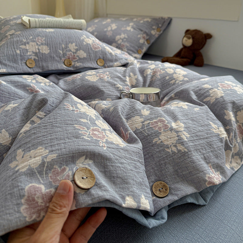 Ditsy Floral Buttoned Bedding Set