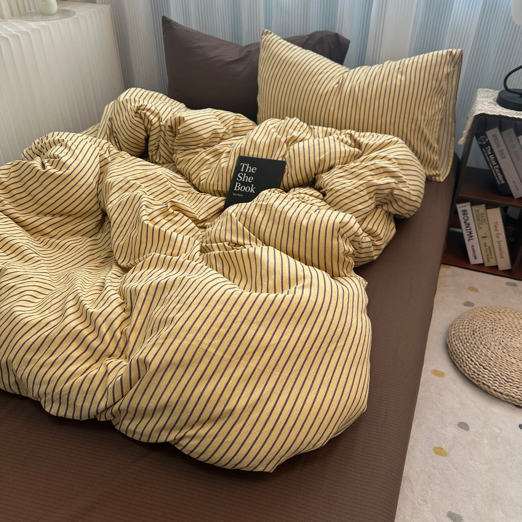 Vintage Stripe Bedding Set