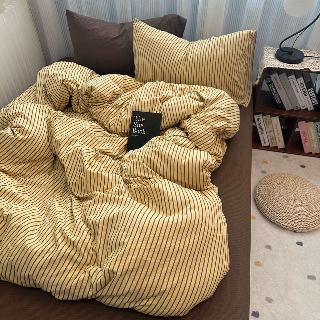 Vintage Stripe Bedding Set