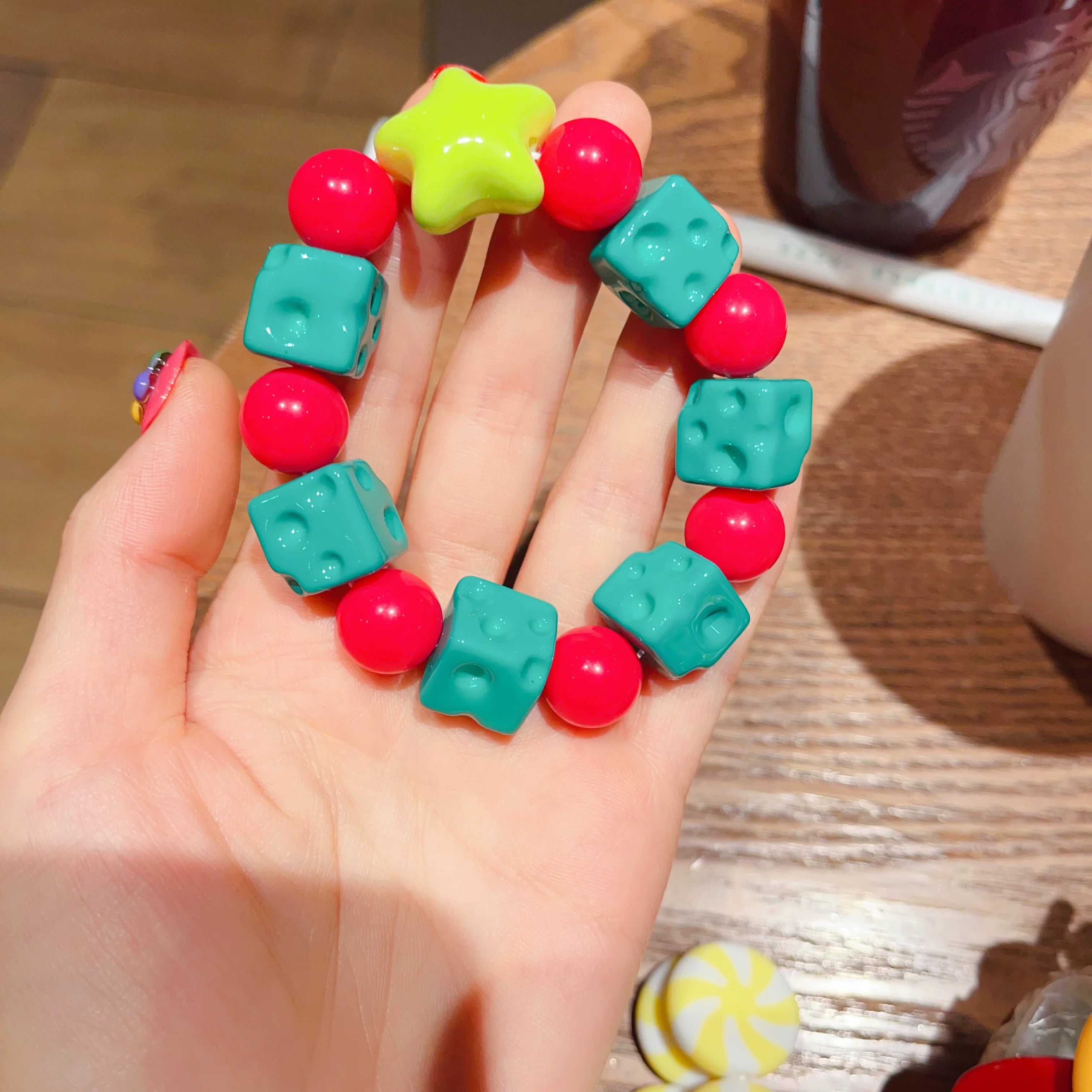 Geometric Star Charm Bracelet - Modomu