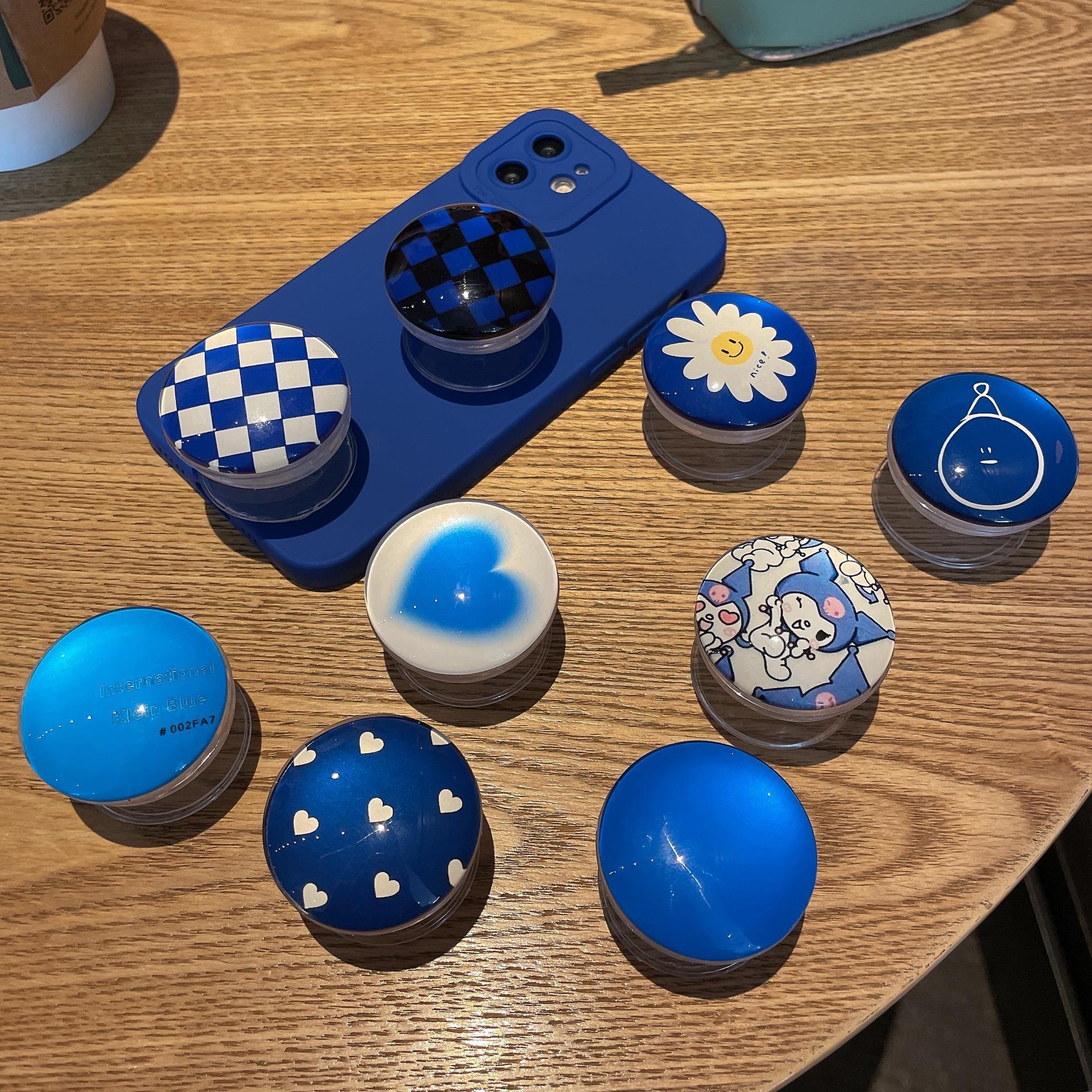 Klein Blue Air Cushion Stand