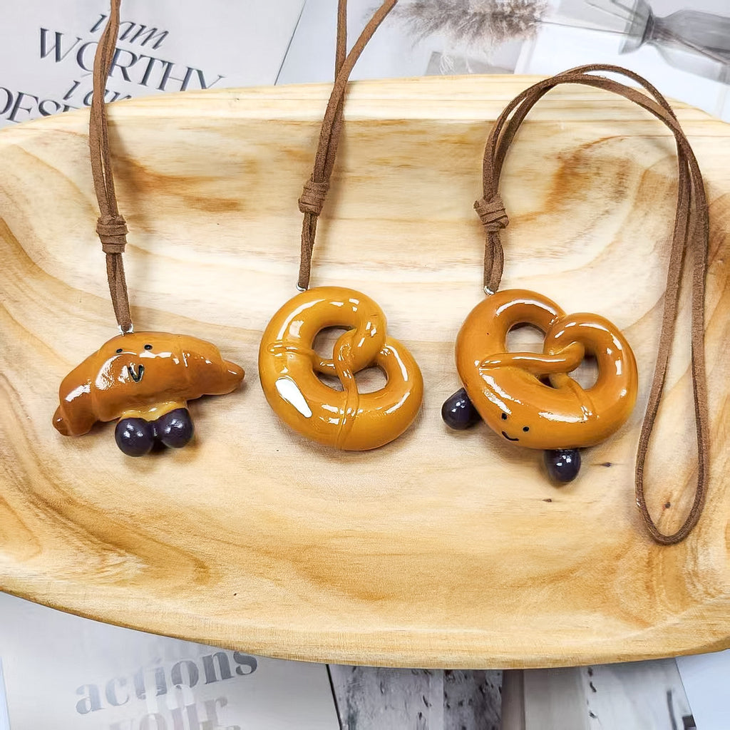 Croissant Pendant Necklace Chain - Modomu