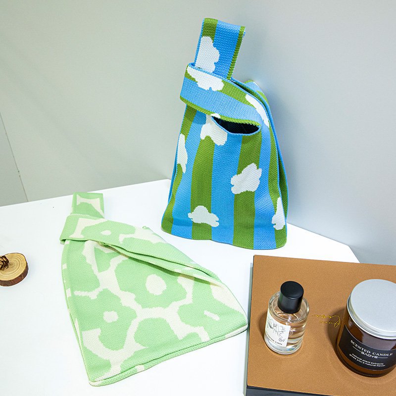 Knitted Animal Tote Bucket Bag