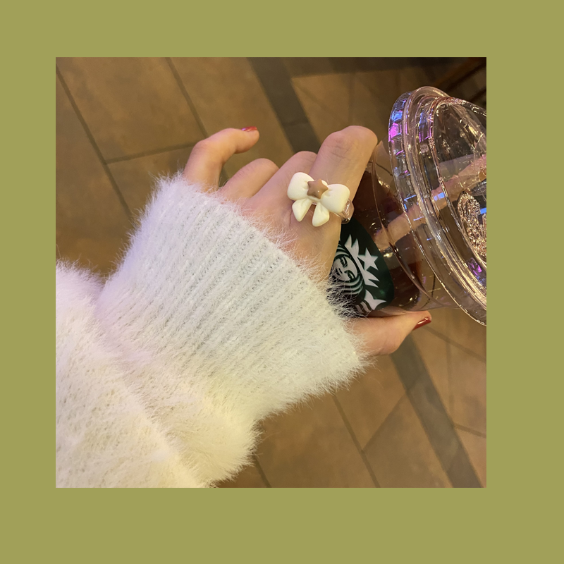 Exaggerated Floral Heart Ring - Modomu