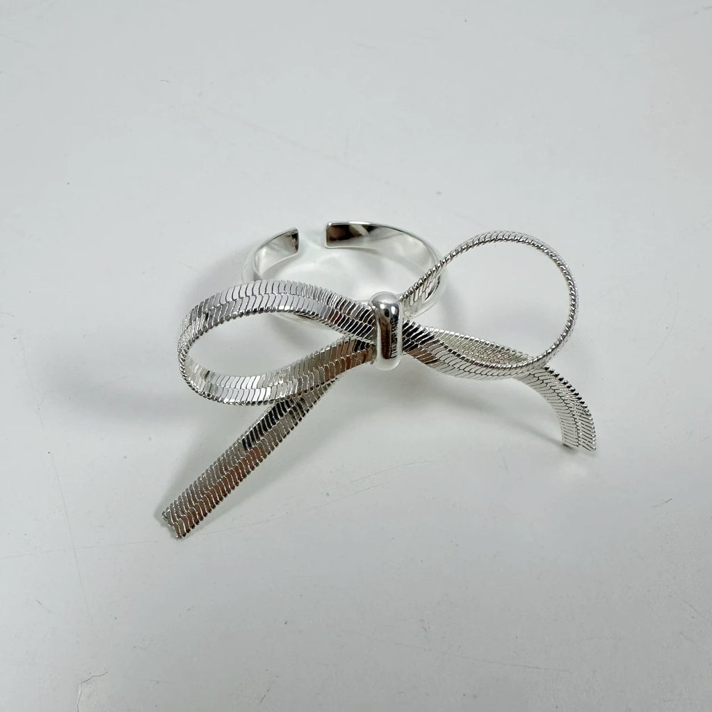 Minimalist Adjustable Bow Ring - Modomu