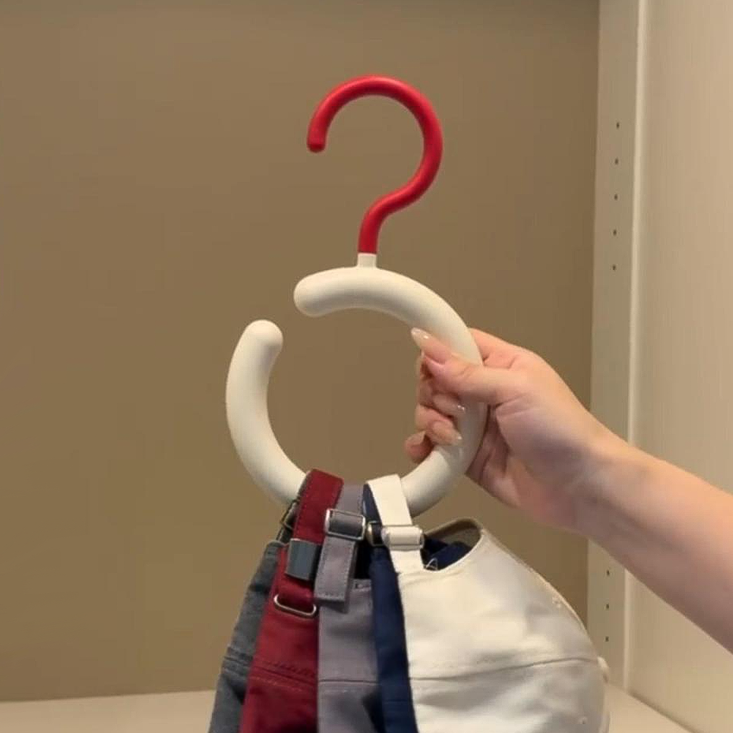 Dopamine Hat Storage Organizer Rack