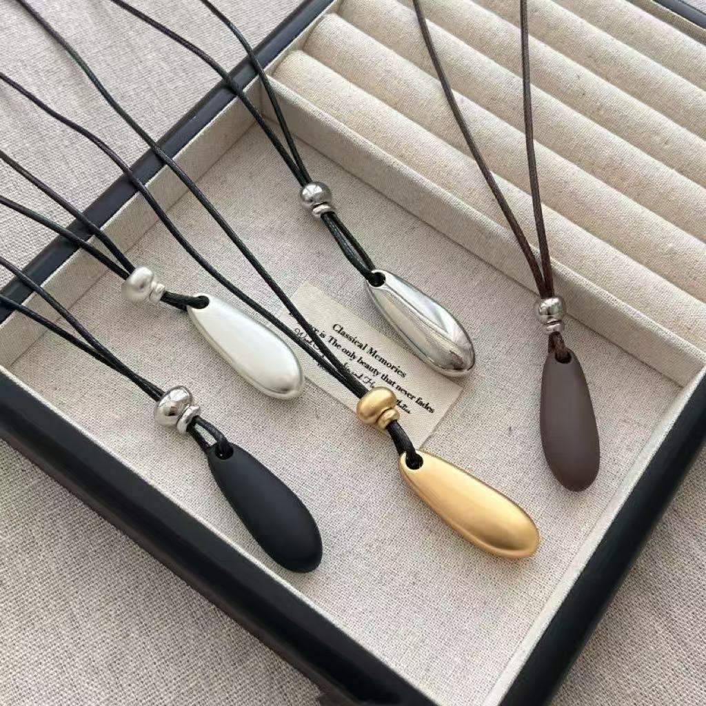 Water Drop Pendant Leather Necklace - Modomu