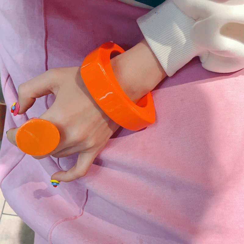 Geometric Acrylic Statement Bracelet - Modomu