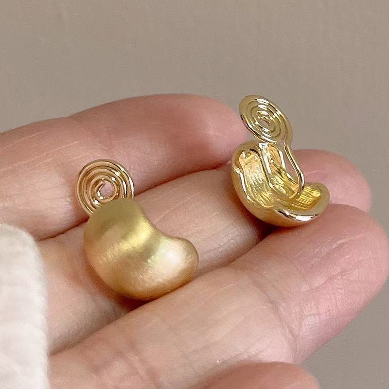 Matte Coil Ear Cuff Clip - Modomu