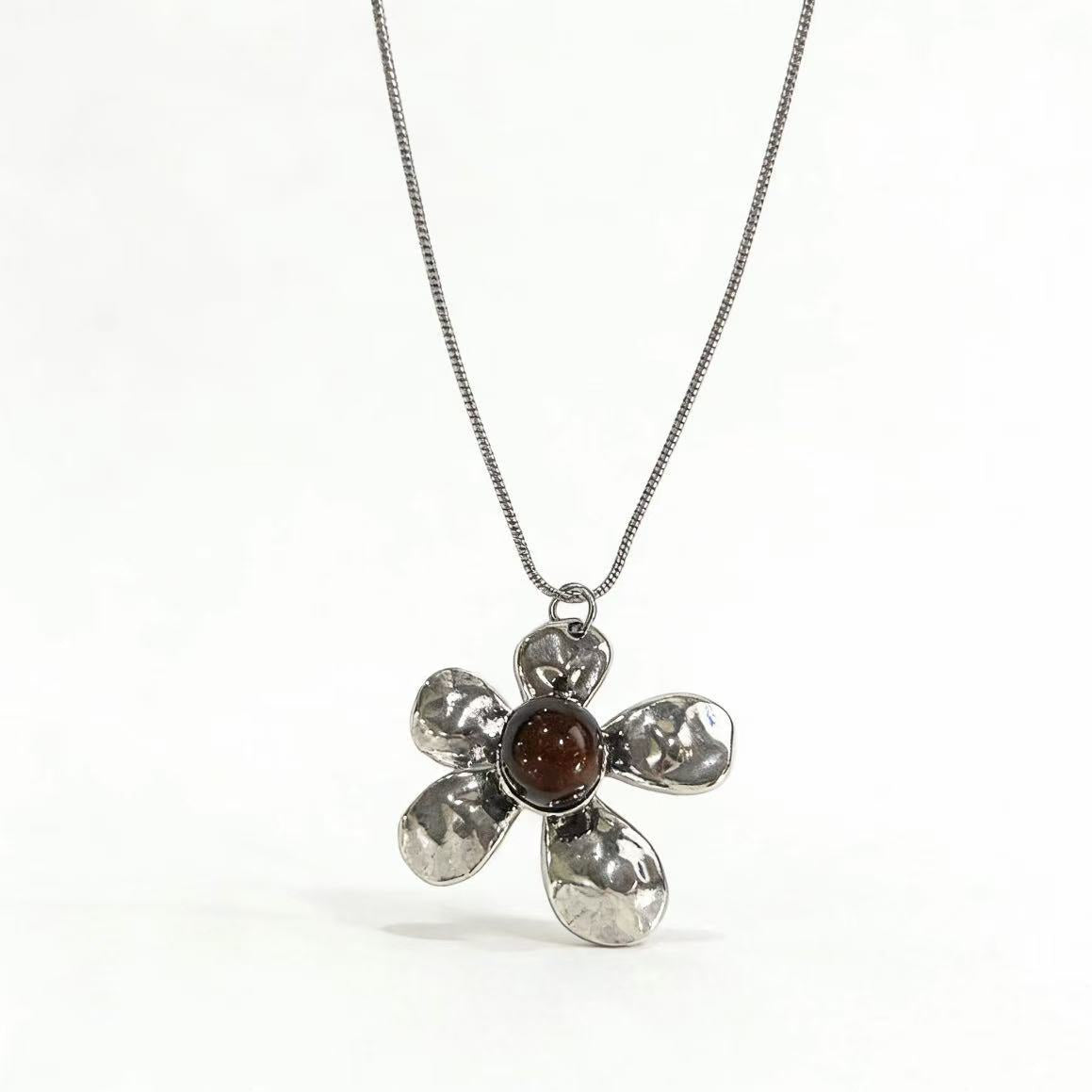 Retro Floral Pendant Necklace - Modomu