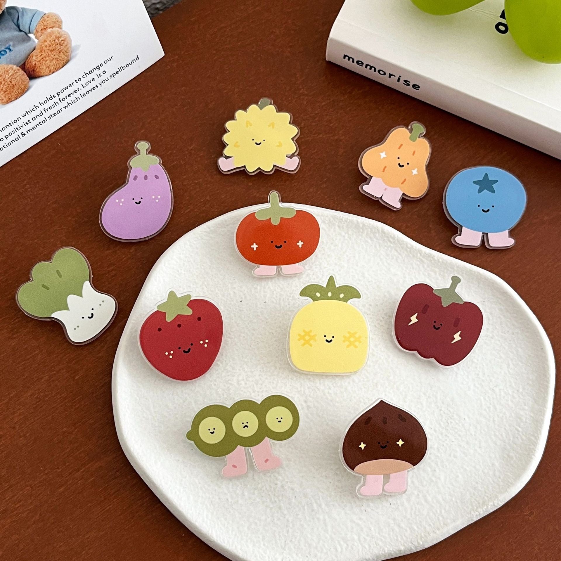 Cute Vegetable Acrylic Brooch - Modomu