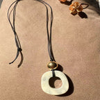 Geometric Resin Pendant Necklace - Modomu