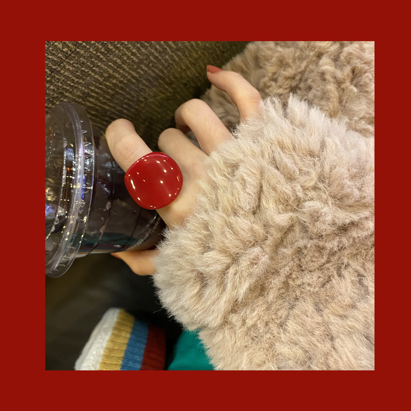 Minimal Acrylic Statement Ring - Modomu