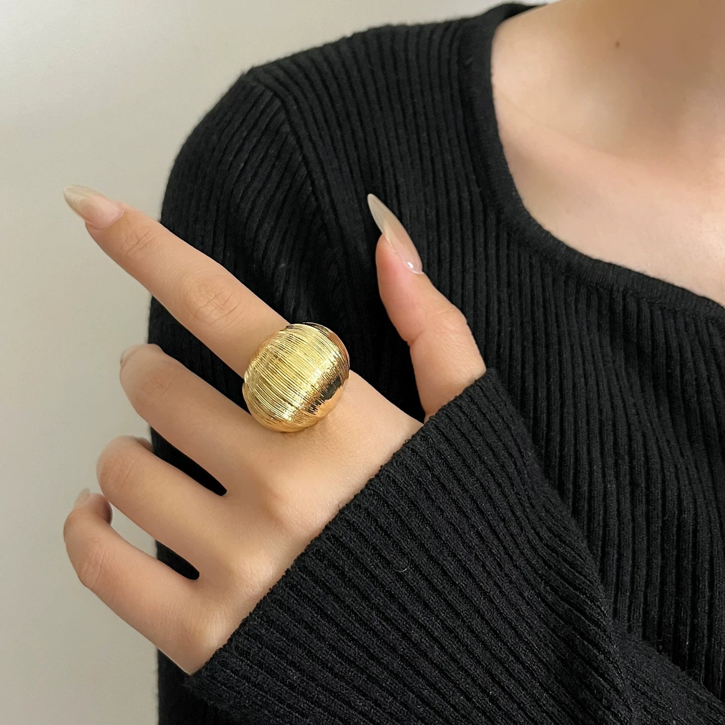Textured Open Arch Ring - Modomu