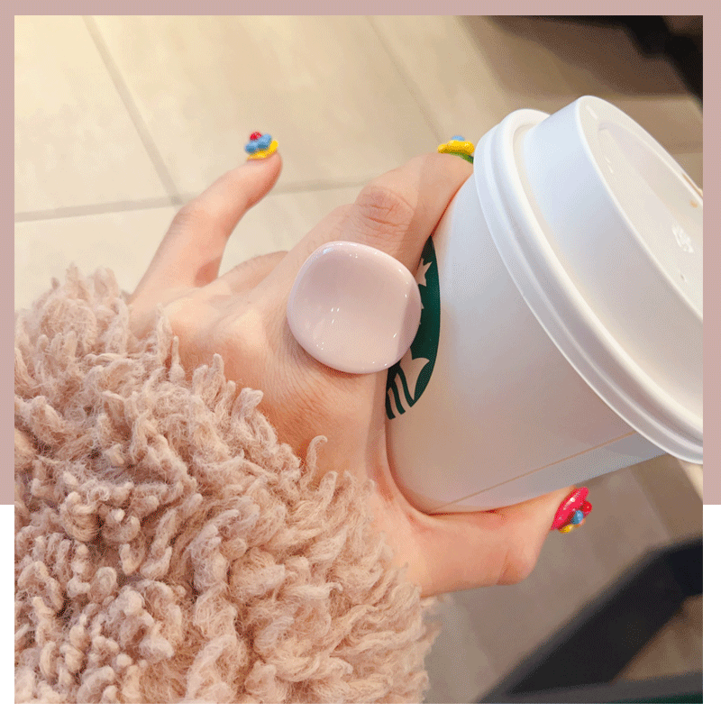 Minimal Acrylic Statement Ring - Modomu