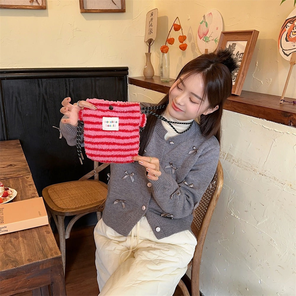 Plush Polka Dot Shoulder Bag - Modomu