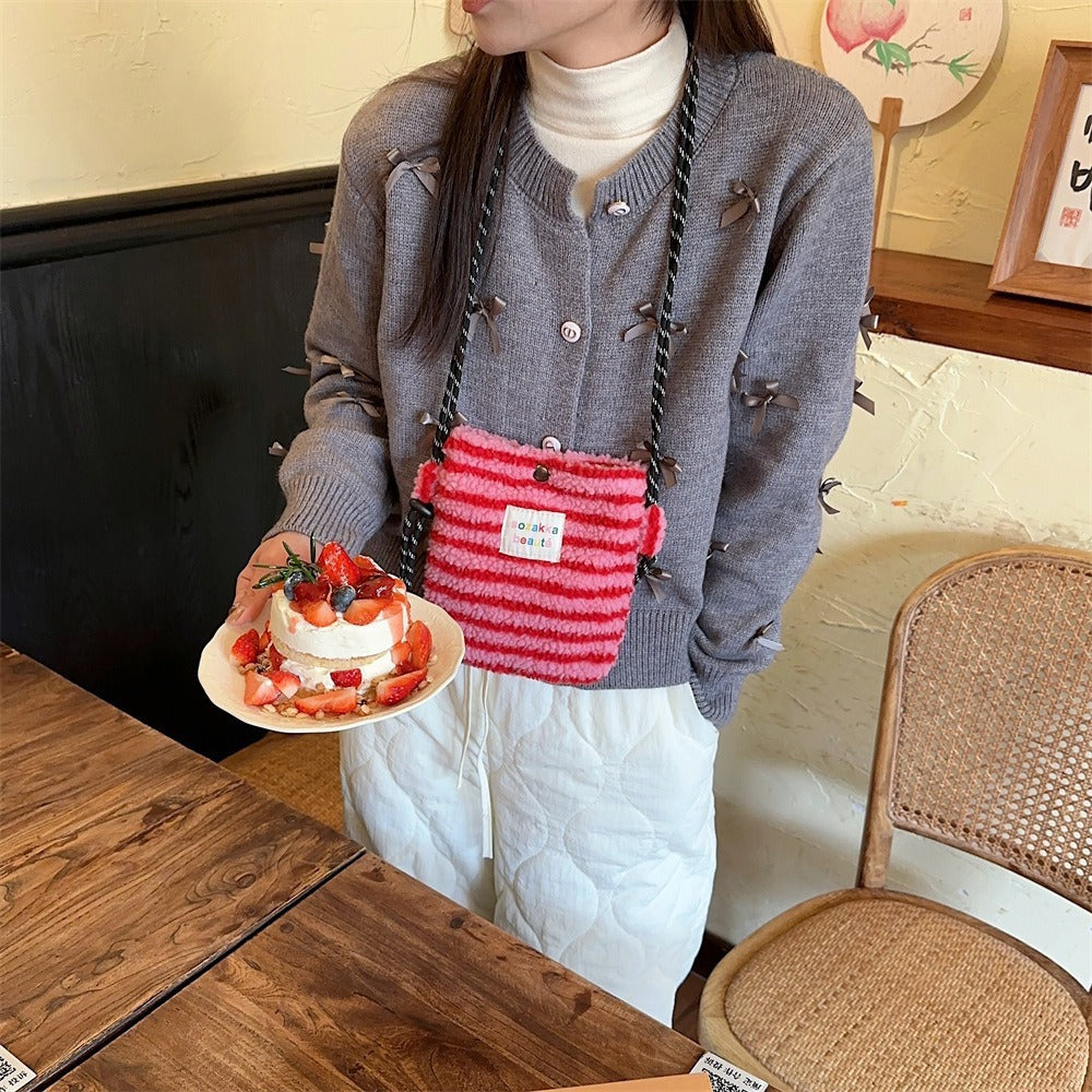 Plush Polka Dot Shoulder Bag - Modomu