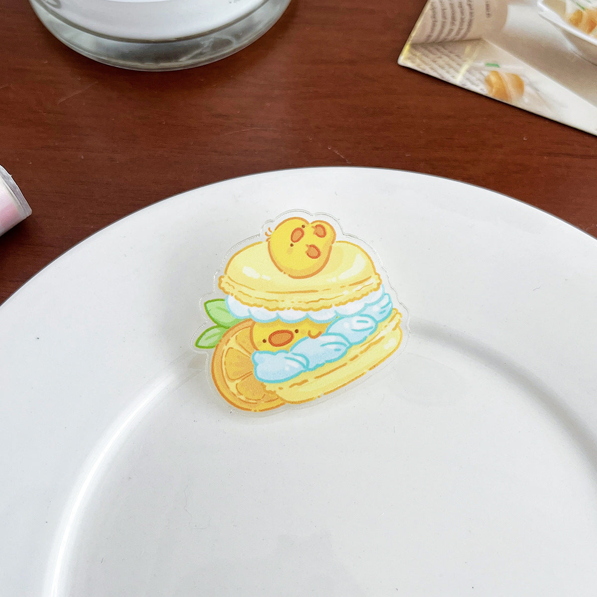 Cute Cartoon Acrylic Brooch - Modomu