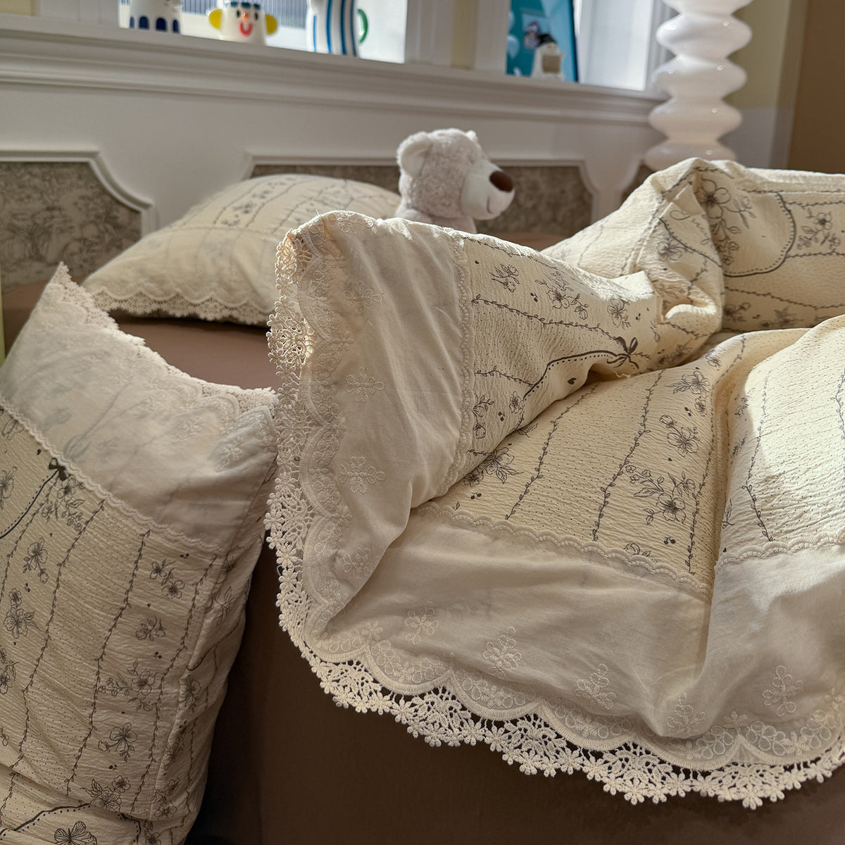Lace Trim Cotton Bedding Set