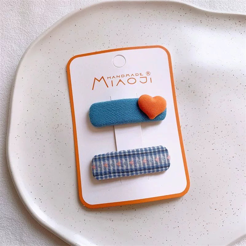 Floral Hairpin With Delicate Detail - Modomu