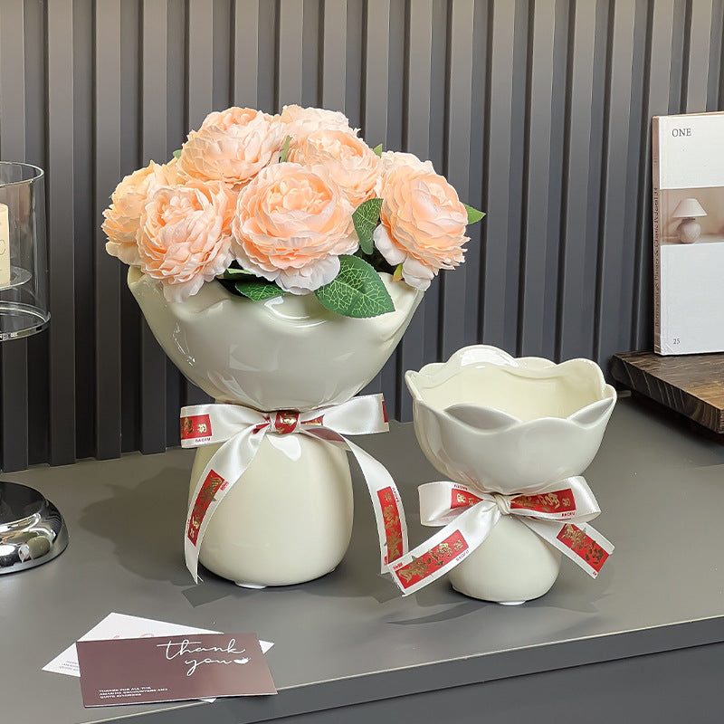 Modern Sculptural Ceramic Vase - Modomu