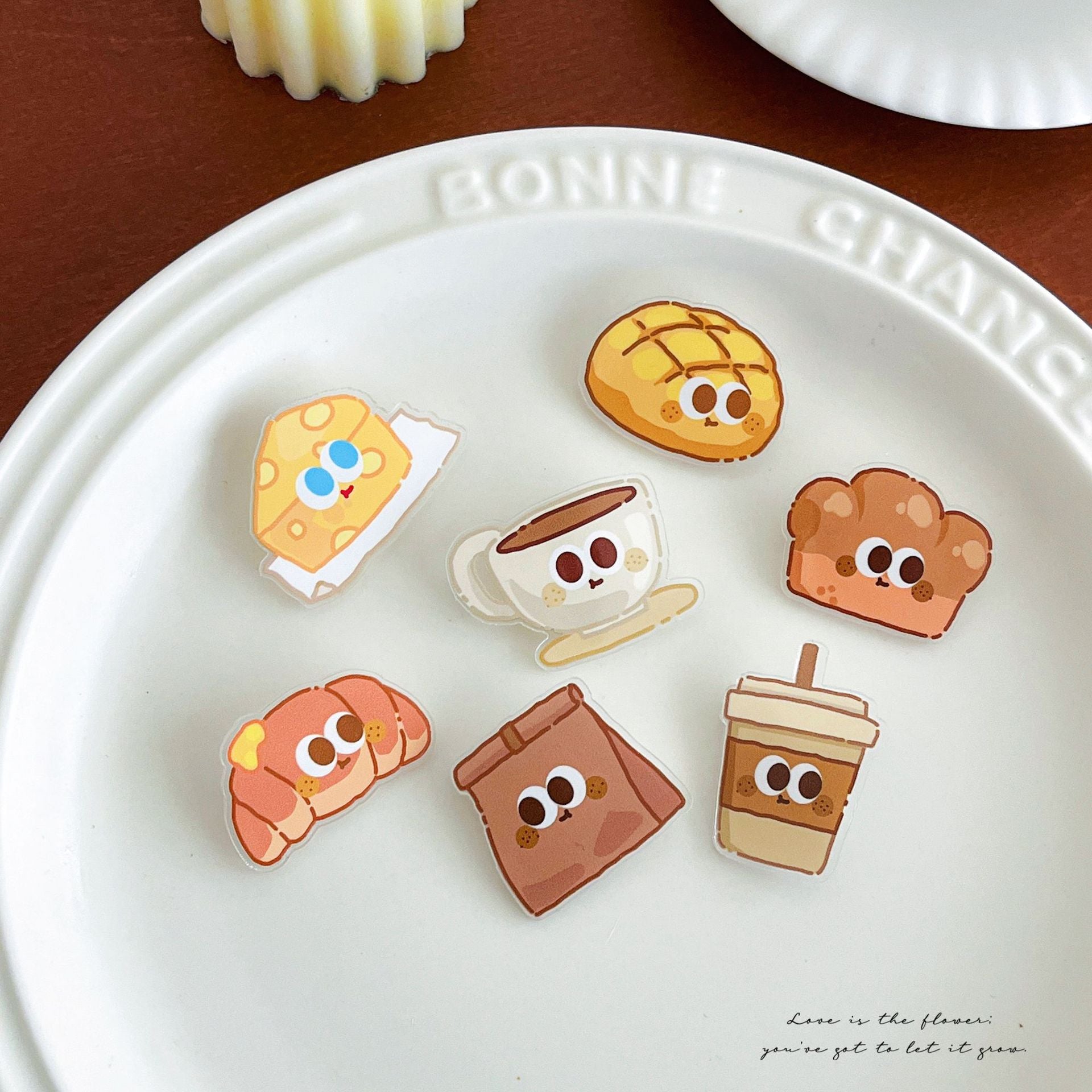 Cute Cartoon Bread Brooch Pin - Modomu