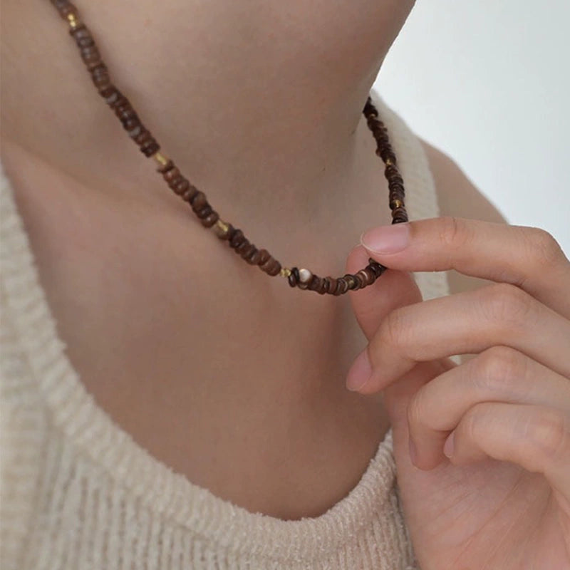 Retro Maillard Beaded Choker