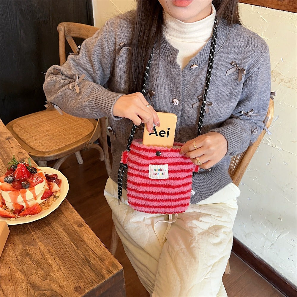 Plush Polka Dot Shoulder Bag - Modomu