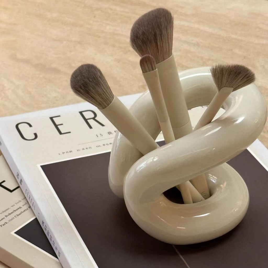 Knot Ceramic Toothbrush Holder - Modomu