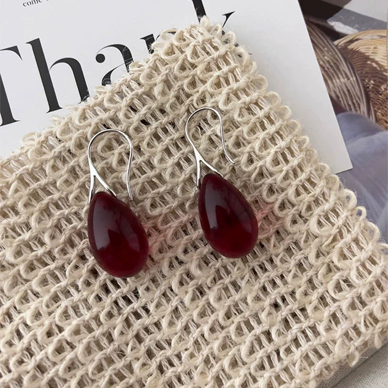 Teardrop Stud Earrings Minimalist Design - Modomu